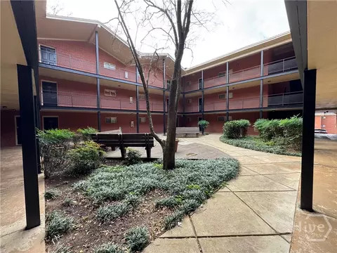 250 Little St #D206, Athens, GA 30605