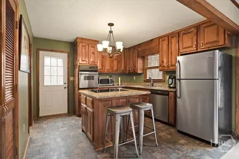 Kitchen - 59 Busbin Ln, Colbert, GA 30628 photo 1 of 1