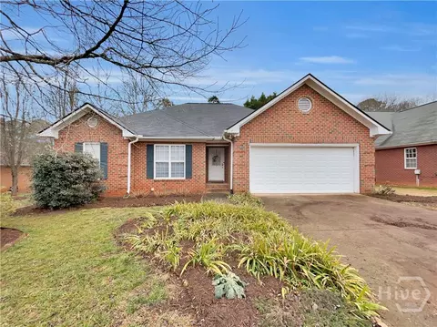 270 Woodgrove Dr, Athens, GA 30605