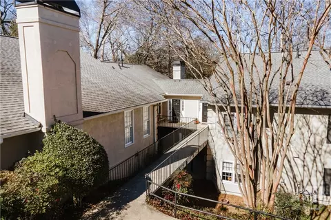 303 S Church St, Athens, GA 30605