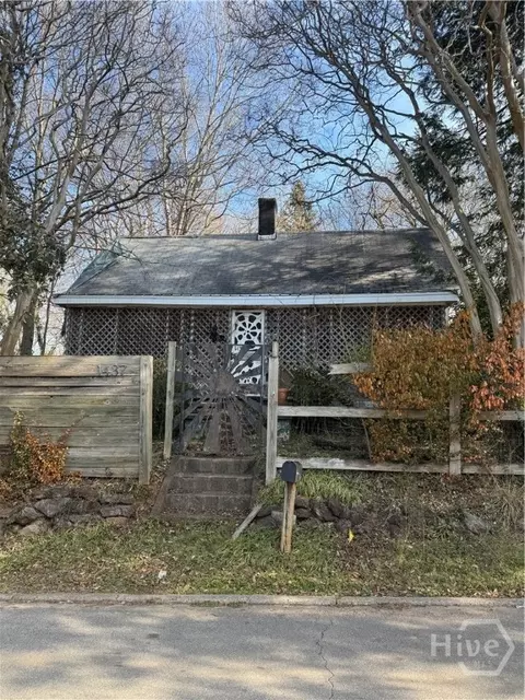 1437 E Broad, Athens, GA 30606