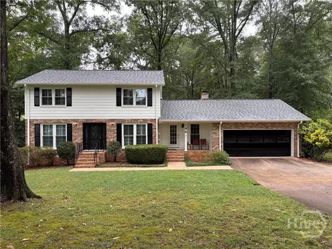 196 Avalon Dr, Athens, GA 30606