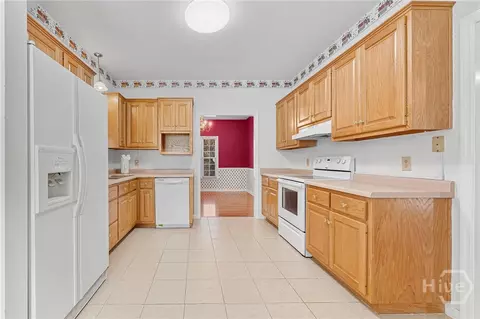 Kitchen - 6270 Old Jefferson Rd, Athens, GA 30607 photo 2 of 2