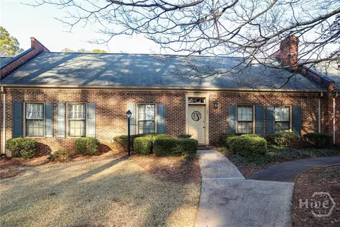 127 N Stratford Dr, Athens, GA 30605