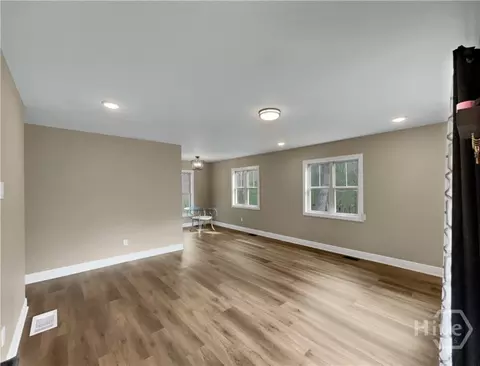 1271 Della Slaton Rd, Comer, GA 30629 photo 5