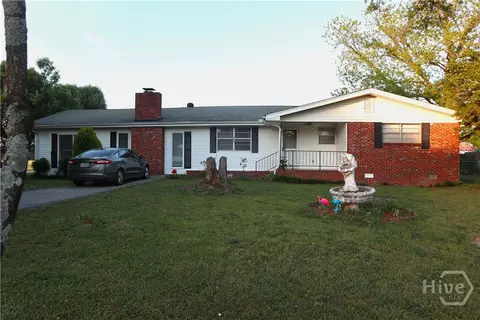 640 Gholston St, Comer, GA 30629