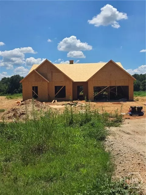 174 Airport Rd #12, Canon, GA 30662