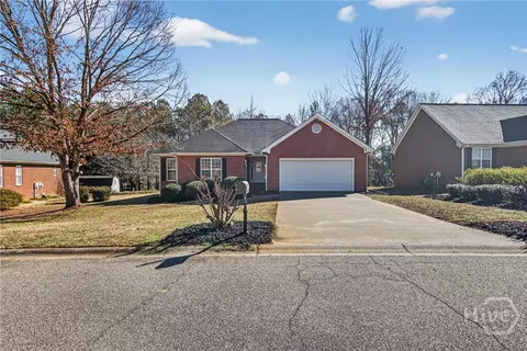310 Woodgrove Dr, Athens, GA 30605