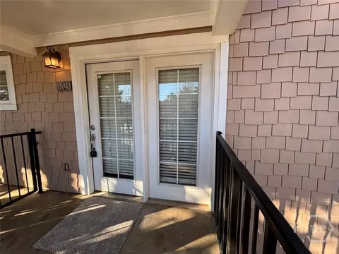 1035 Barnett Shoals Rd #1025, Athens, GA 30605
