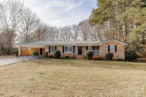 73 Woodale St, Hull, GA 30646
