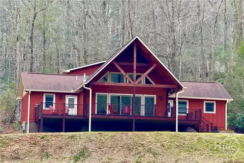 1365 Skylake Rd, Sautee Nacoochee, GA 30571