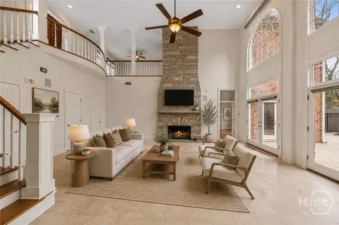 Living - 1171 River Run, Bishop, GA 30621 photo 2 of 5