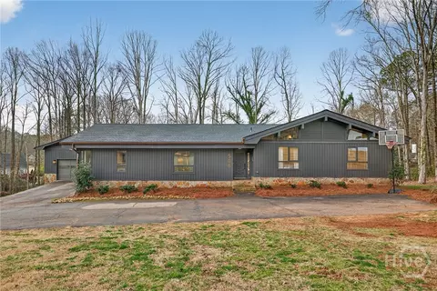 506 Breedlove Dr, Monroe, GA 30655