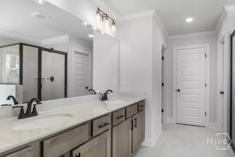 Entry Way - 596 Calgary Downs Dr, Winder, GA 30680 photo 4 of 5
