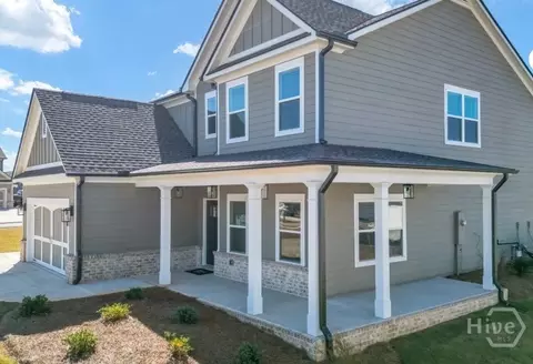 Exterior - 440 Banff Dr, Winder, GA 30680 photo 2 of 3