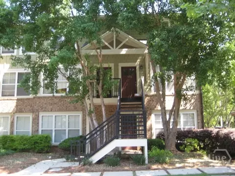 660 Barnett Shoals Rd #116, Athens, GA 30605