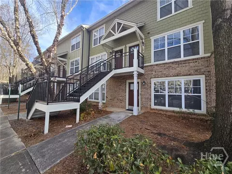 490 Barnett Shls #205, Athens, GA 30605