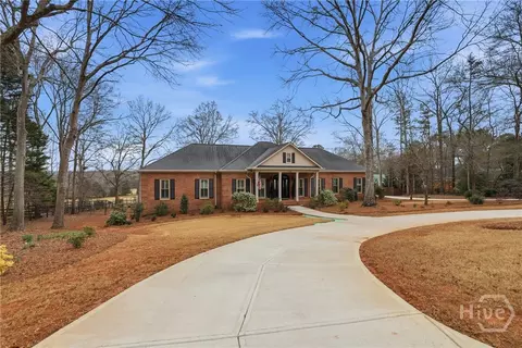 136 Deerhollow Rd, Bogart, GA 30622