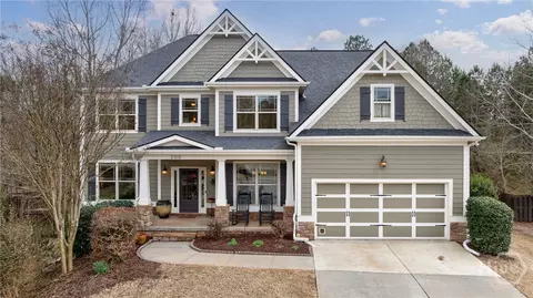 200 Merganser Dr, Jefferson, GA 30549