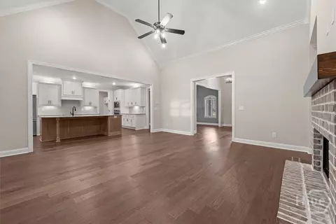 Living - 1293 Beebalm Dr, Statham, GA 30666 photo 3 of 6