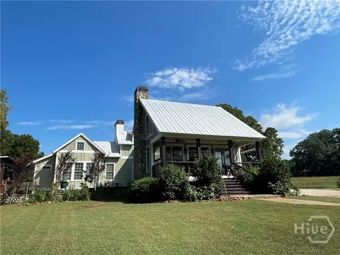 156 Lake Oglethorpe Dr, Arnoldsville, GA 30619
