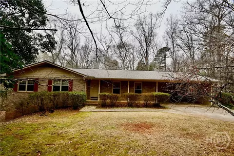375 Segrest Cir, Athens, GA 30605