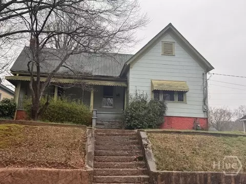 147 S Poplar St, Athens, GA 30601
