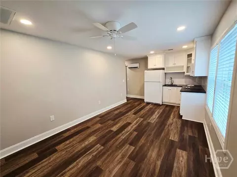 Living - 130 Shannons Pl, Comer, GA 30629 photo 2 of 3