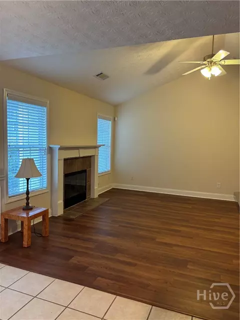 105 Watson Dr, Hull, GA 30646 photo 2