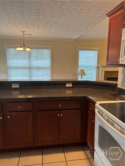 105 Watson Dr, Hull, GA 30646 photo 3