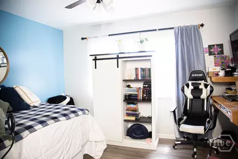 Bedroom - 90 North Dr, Hampton, GA 30228 photo 5 of 9