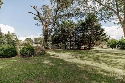Exterior - 174 Cherry St, Commerce, GA 30529 photo 14 of 17