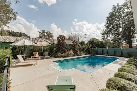 Exterior - 174 Cherry St, Commerce, GA 30529 photo 7 of 17