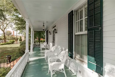 Exterior - 174 Cherry St, Commerce, GA 30529 photo 11 of 17