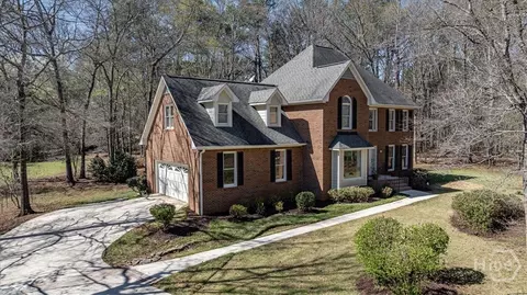 125115 Emerald Dr, Athens, GA 30605