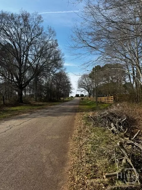 135 Joe Carey Rd, Winterville, GA 30683