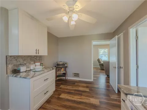 324 E Broad St, Winder, GA 30680 photo 13