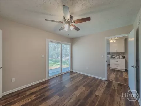324 E Broad St, Winder, GA 30680 photo 16