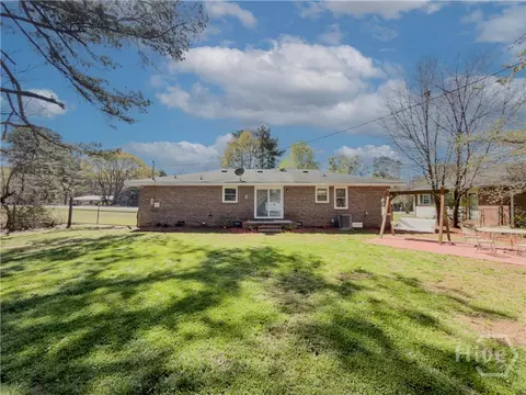 324 E Broad St, Winder, GA 30680 photo 26