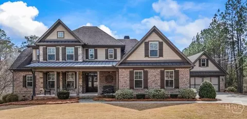 1004 Highgrove Dr, Monroe, GA 30655