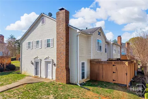5554 Clover Rise Ln, Norcross, GA 30093