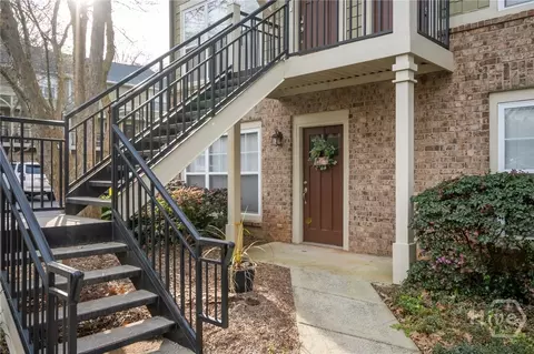 660 Barnett Shoals Rd #410, Athens, GA 30605