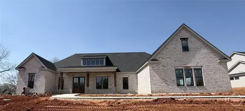 1101 Sunset Blf, Greensboro, GA 30642