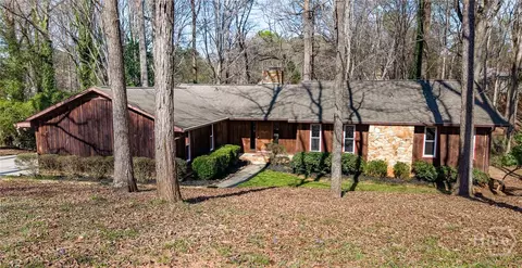 350 Providence Rd, Athens, GA 30606