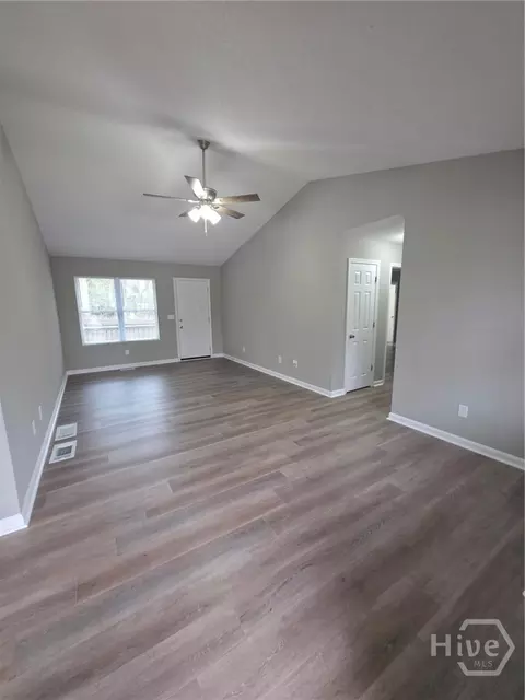 274 Chesterton Dr, Athens, GA 30607 photo 2