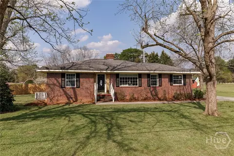 805 Cloverhurst Dr, Washington, GA 30673