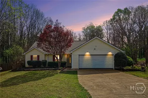 505 Stoney Creek Dr, Winder, GA 30680