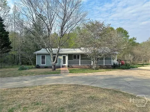 1104 Farm Rd, Colbert, GA 30628