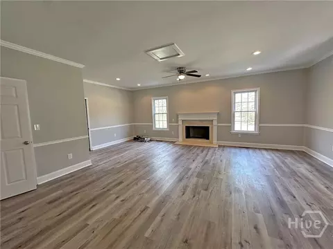 Living - 1104 Farm Rd, Colbert, GA 30628 photo 1 of 3