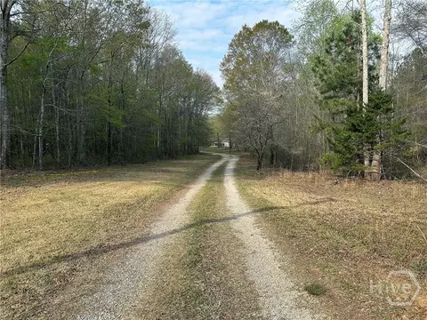 Exterior - 1104 Farm Rd, Colbert, GA 30628 photo 7 of 9